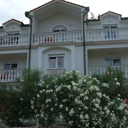 Sarah Apartman *